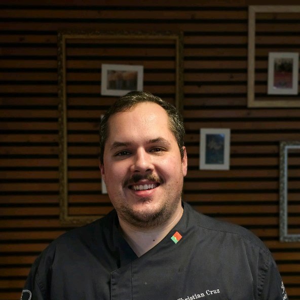CHRISTIAN CRUZ (MARE – GIN BAR, PRAIA DA VAGUEIRA)